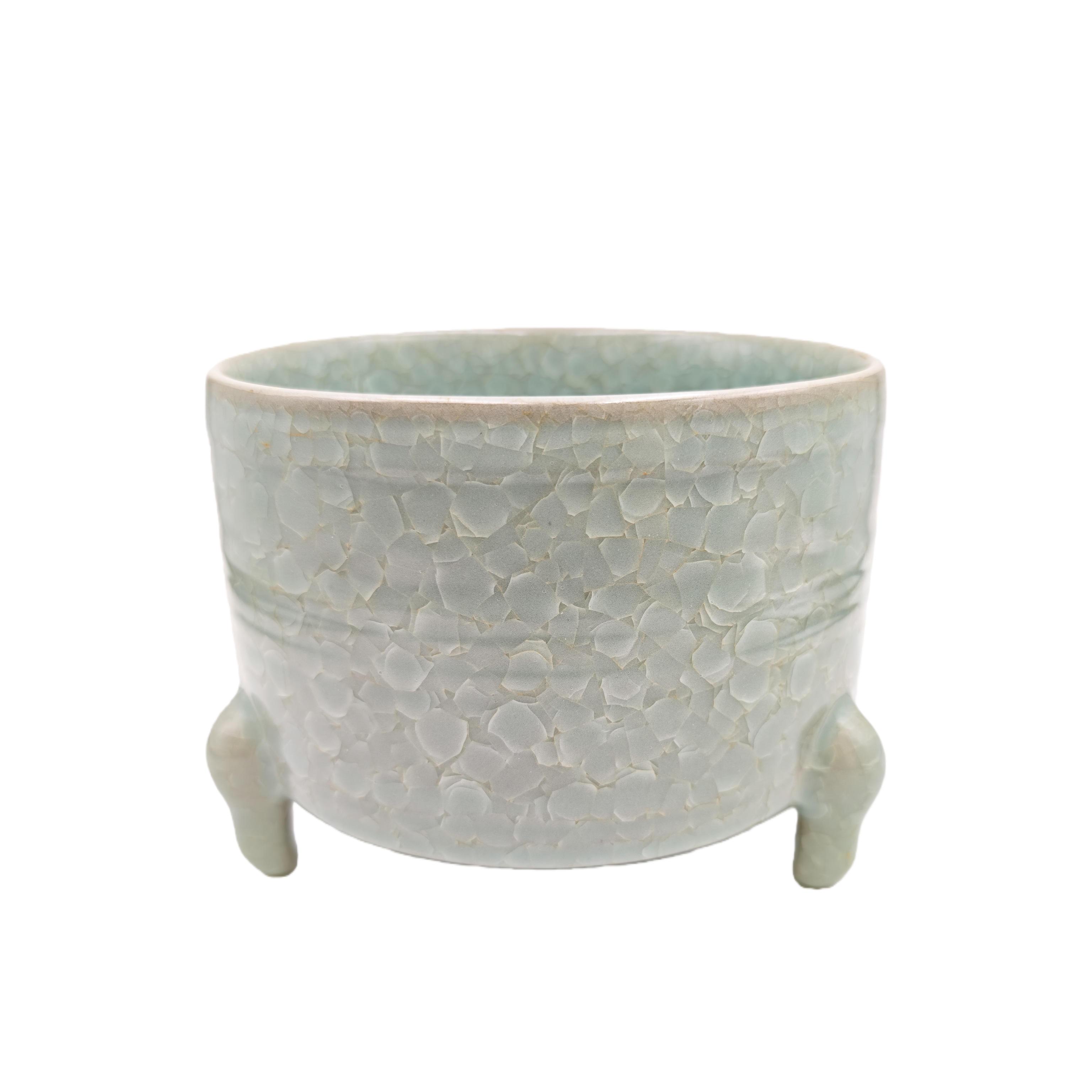 宋代  官窑天青釉旋纹三足奁式炉